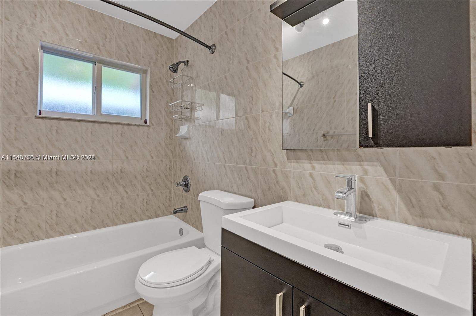 2745 SW 17th St 2745, Miami, Florida 33145, 4 Bedrooms Bedrooms, ,3 BathroomsBathrooms,Residentiallease,For Rent,2745 SW 17th St 2745,A11543710