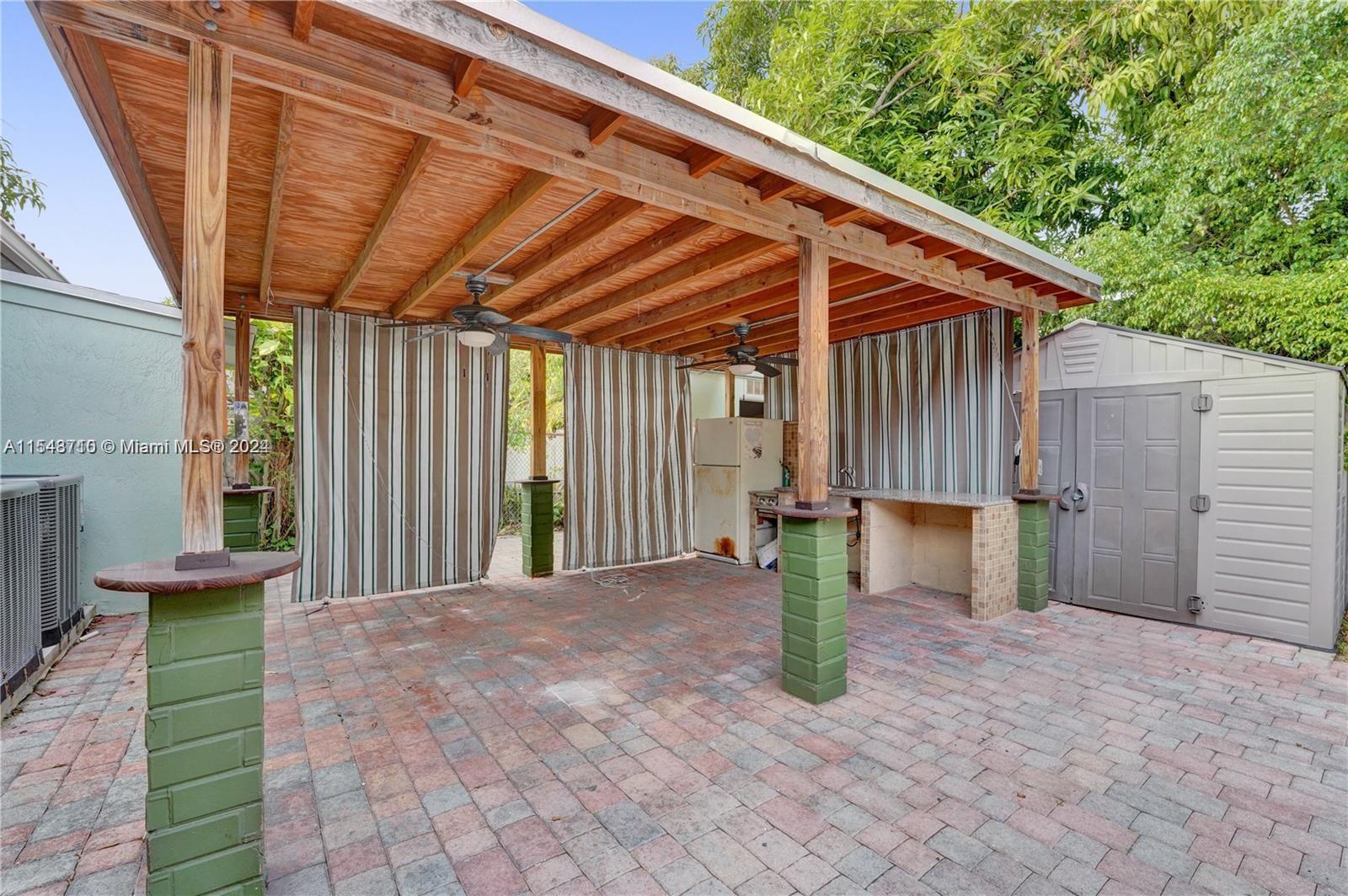 2745 SW 17th St 2745, Miami, Florida 33145, 4 Bedrooms Bedrooms, ,3 BathroomsBathrooms,Residentiallease,For Rent,2745 SW 17th St 2745,A11543710