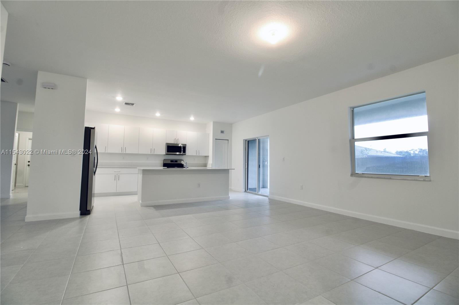 16954 SW 289th Ter, Homestead, Florida 33030, 4 Bedrooms Bedrooms, ,2 BathroomsBathrooms,Residential,For Sale,16954 SW 289th Ter,A11543022