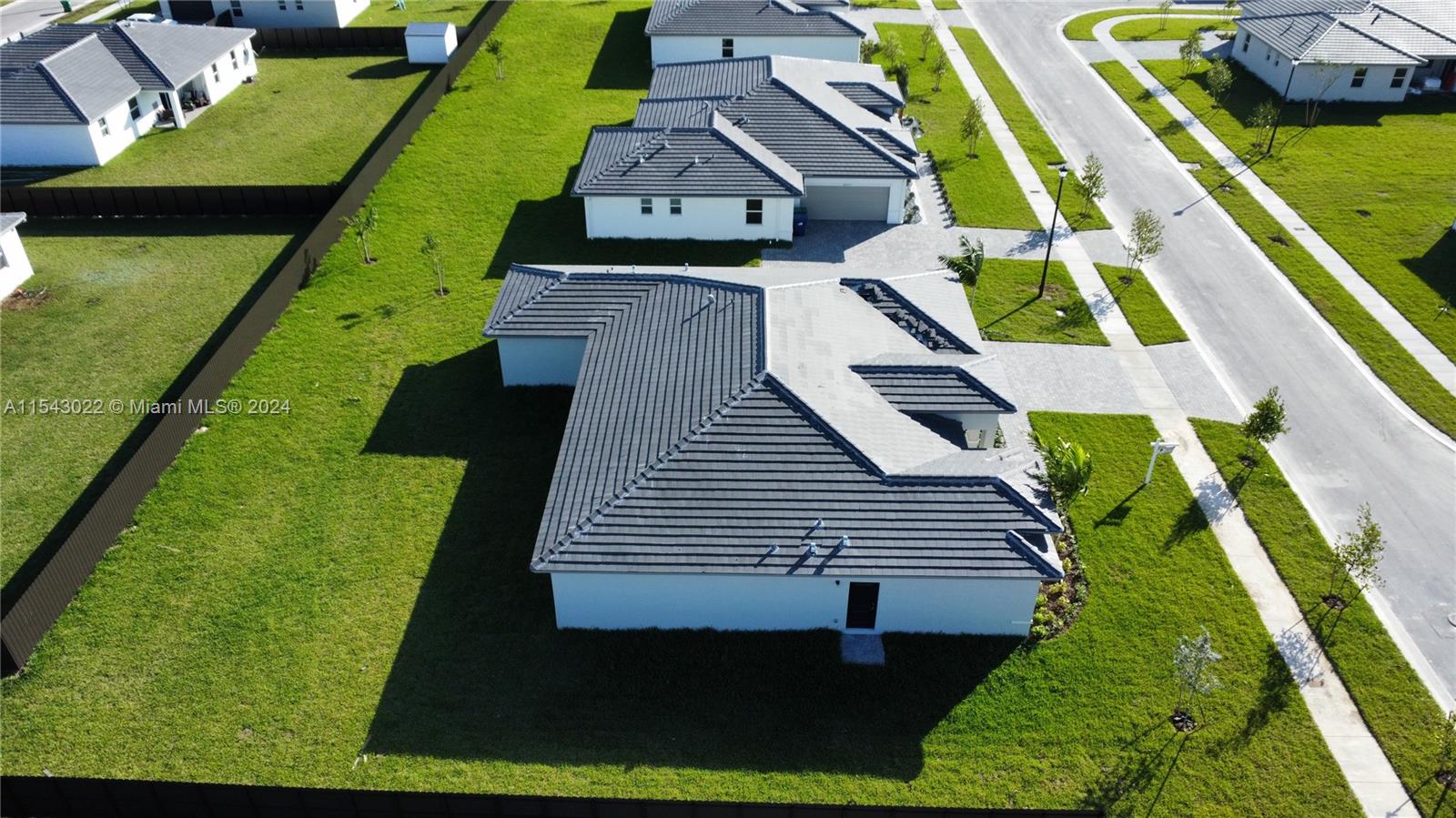 16954 SW 289th Ter, Homestead, Florida 33030, 4 Bedrooms Bedrooms, ,2 BathroomsBathrooms,Residential,For Sale,16954 SW 289th Ter,A11543022