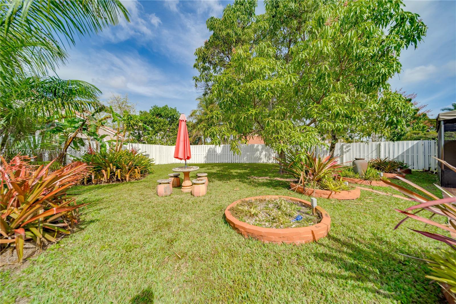 1346 180th Ave, Pembroke Pines, FL, 33029 United States, 4 Bedrooms Bedrooms, ,2 BathroomsBathrooms,Residential,For Sale,180th Ave,A11542760