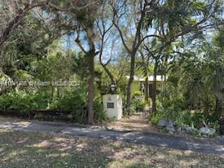 9494 144th St, Miami, FL, 33176 United States, 5 Bedrooms Bedrooms, ,3 BathroomsBathrooms,Residential,For Sale,144th St,A11541486