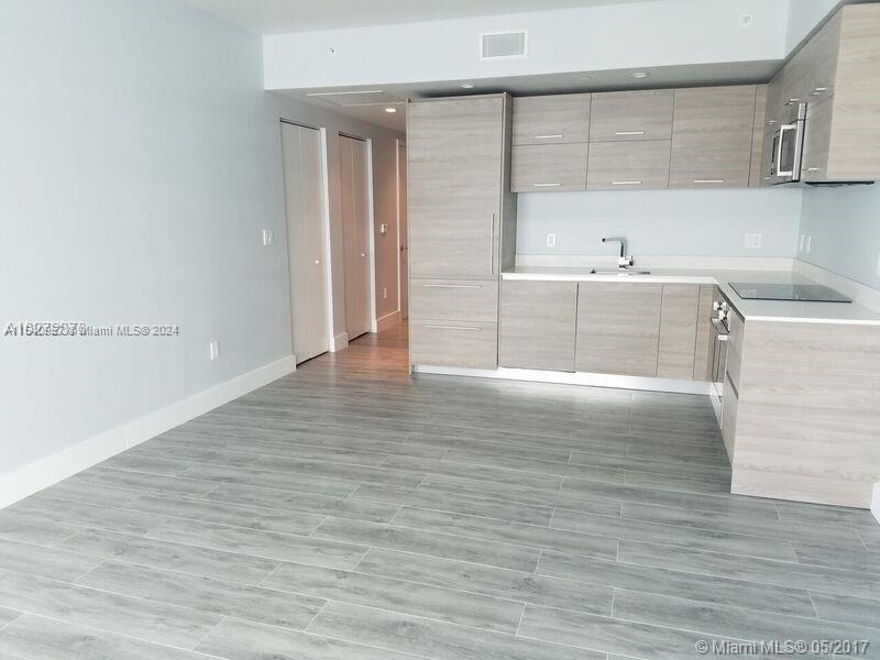 1300 S Miami Ave 4308, Miami, Florida 33130, 1 Bedroom Bedrooms, ,1 BathroomBathrooms,Residentiallease,For Rent,1300 S Miami Ave 4308,A11540957