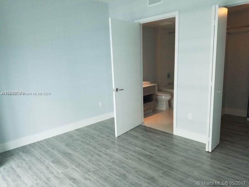 1300 S Miami Ave 4308, Miami, Florida 33130, 1 Bedroom Bedrooms, ,1 BathroomBathrooms,Residentiallease,For Rent,1300 S Miami Ave 4308,A11540957