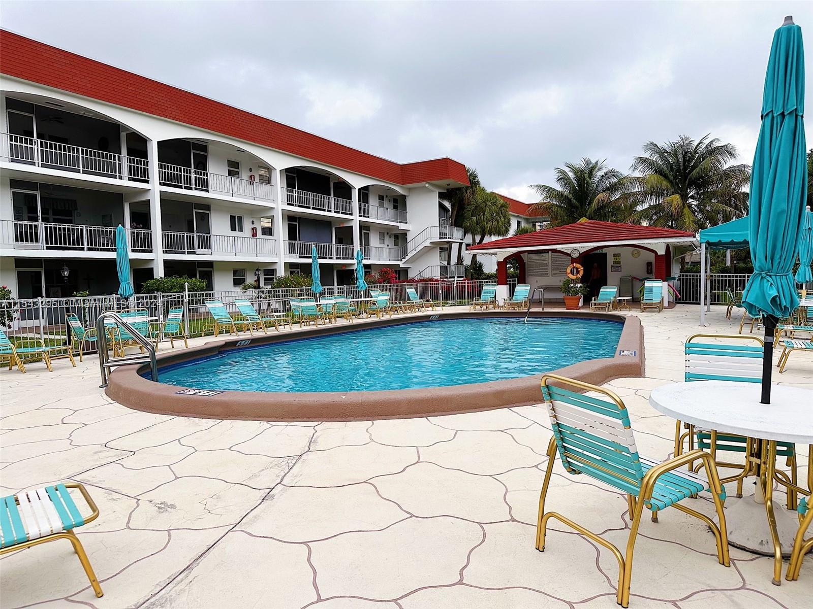 580 Egret Dr 123, Hallandale Beach, Florida 33009, 2 Bedrooms Bedrooms, ,2 BathroomsBathrooms,Residential,For Sale,580 Egret Dr 123,A11543295