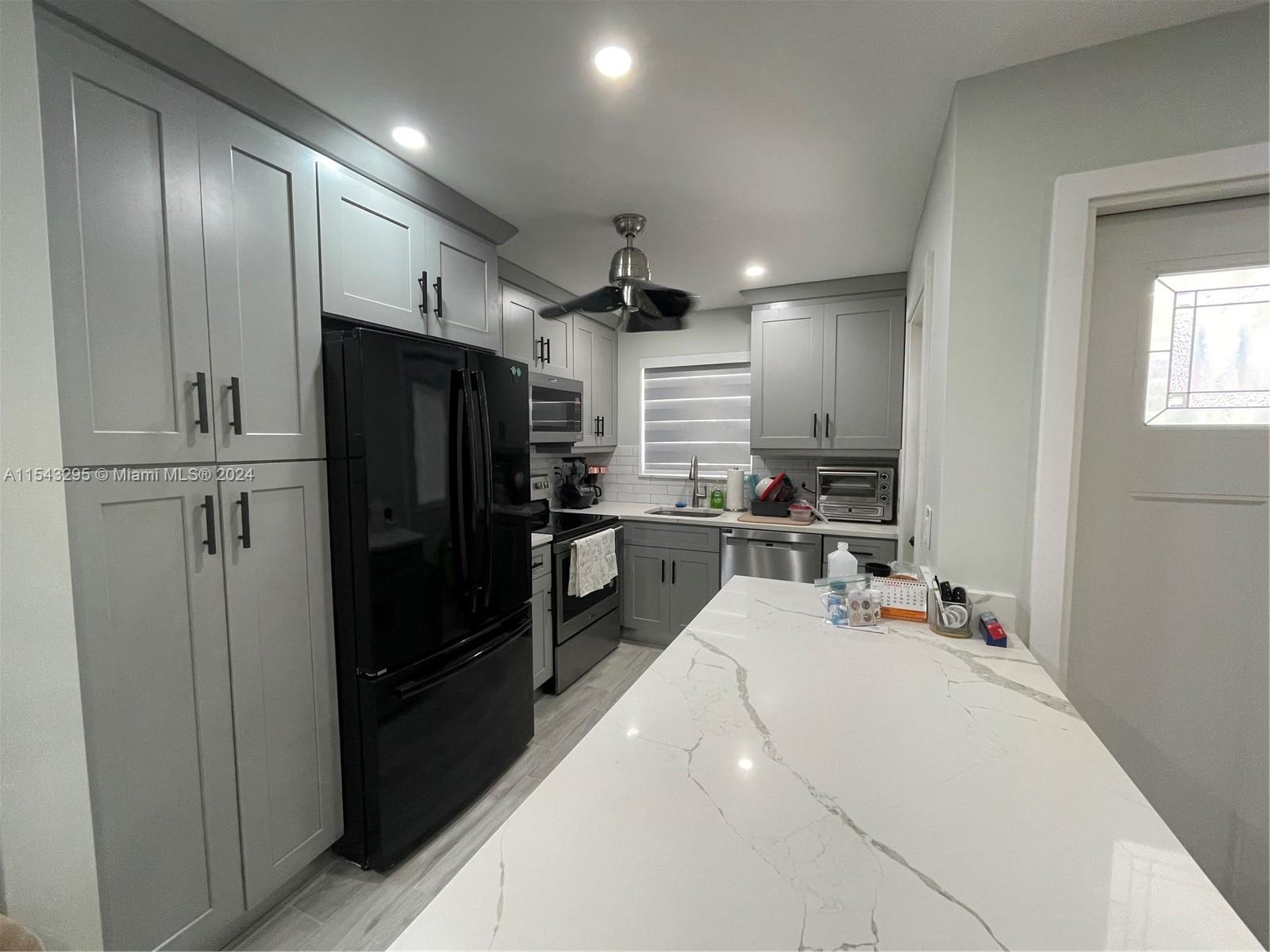 580 Egret Dr 123, Hallandale Beach, Florida 33009, 2 Bedrooms Bedrooms, ,2 BathroomsBathrooms,Residential,For Sale,580 Egret Dr 123,A11543295