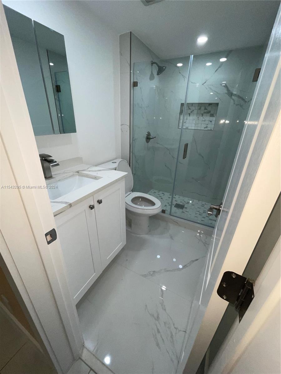 580 Egret Dr 123, Hallandale Beach, Florida 33009, 2 Bedrooms Bedrooms, ,2 BathroomsBathrooms,Residential,For Sale,580 Egret Dr 123,A11543295