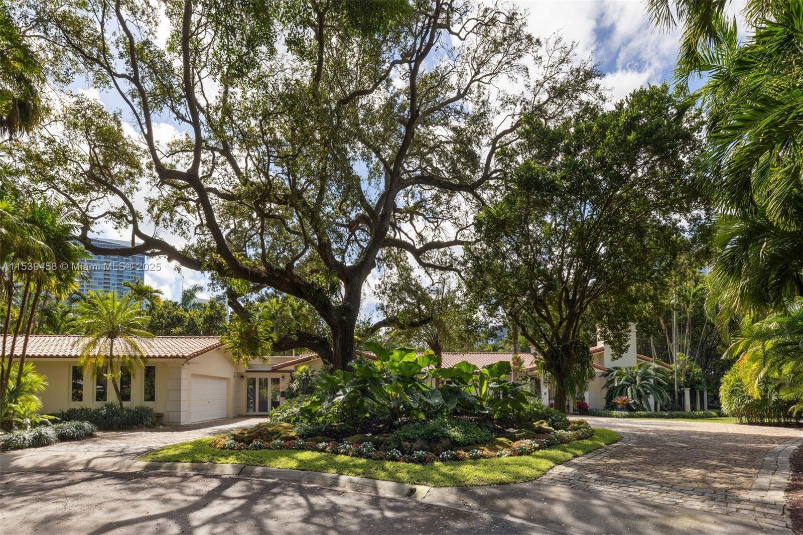 4100 Bay Point Rd, Miami, Florida 33137, 6 Bedrooms Bedrooms, ,6 BathroomsBathrooms,Residential,For Sale,4100 Bay Point Rd,A11539458