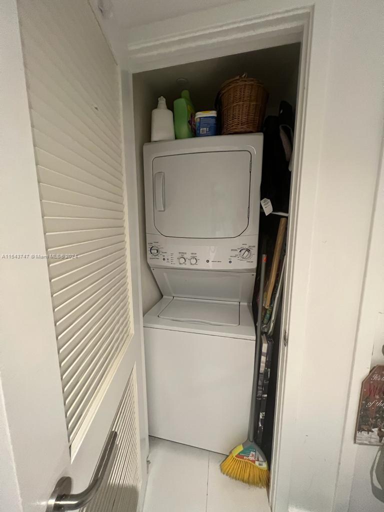 1100 S Miami Ave 3410, Miami, Florida 33130, 2 Bedrooms Bedrooms, ,2 BathroomsBathrooms,Residentiallease,For Rent,1100 S Miami Ave 3410,A11543747