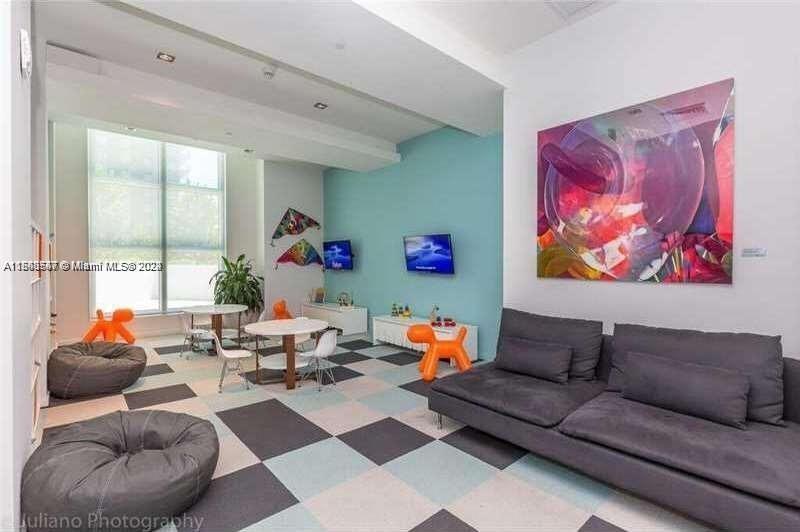 Kids play room