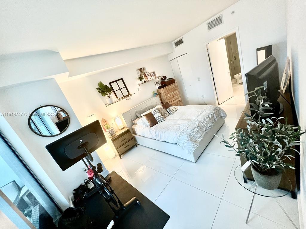 1100 S Miami Ave 3410, Miami, Florida 33130, 2 Bedrooms Bedrooms, ,2 BathroomsBathrooms,Residentiallease,For Rent,1100 S Miami Ave 3410,A11543747