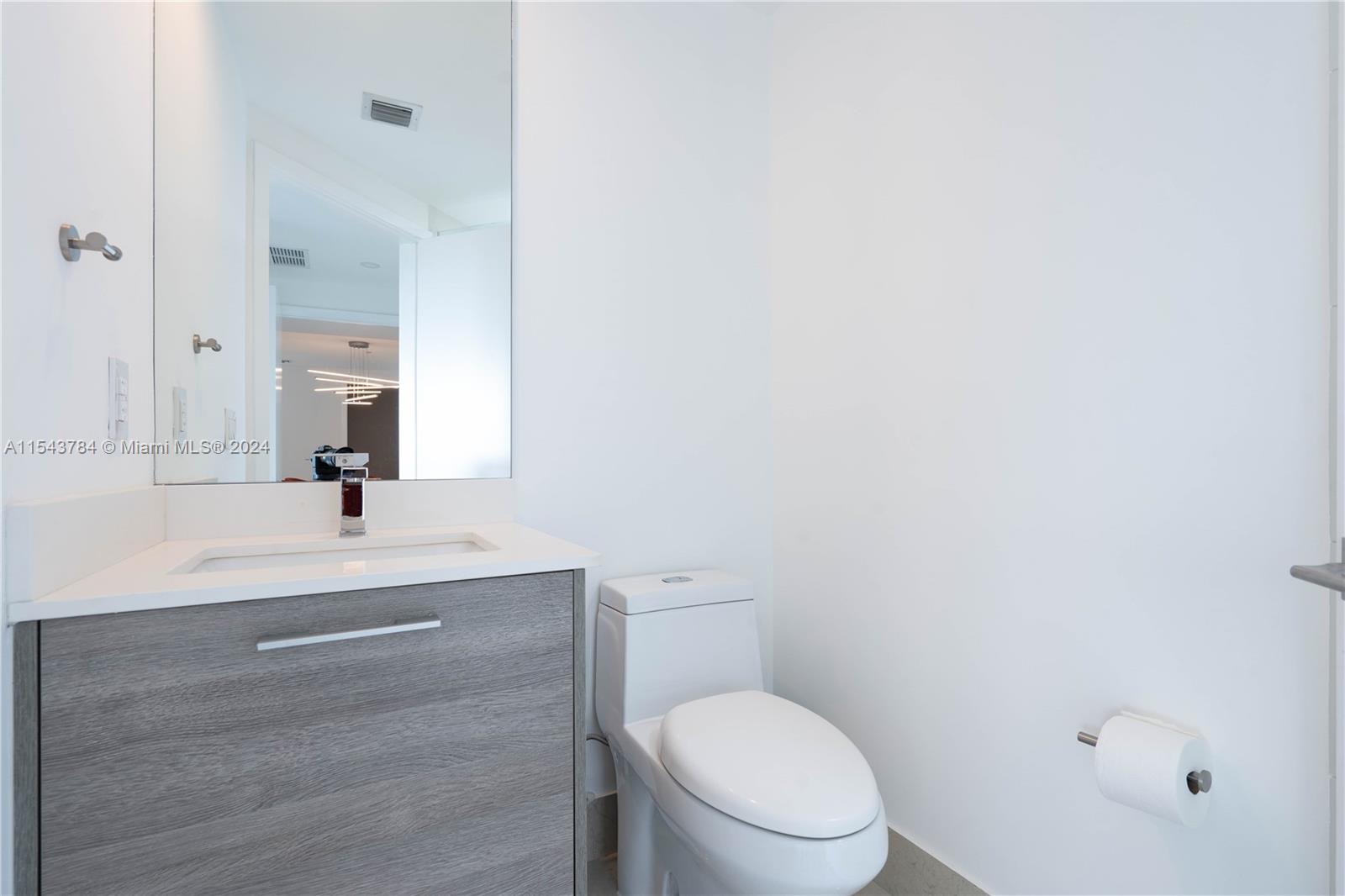 650 NE 32nd St 3601, Miami, Florida 33137, 4 Bedrooms Bedrooms, ,4 BathroomsBathrooms,Residentiallease,For Rent,650 NE 32nd St 3601,A11543784