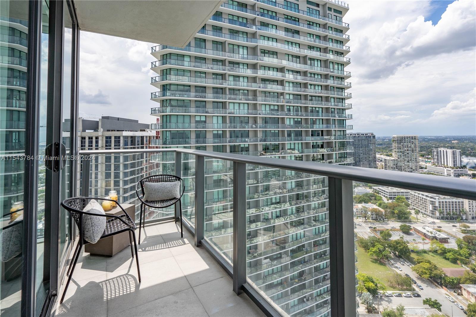 650 NE 32nd St 3601, Miami, Florida 33137, 4 Bedrooms Bedrooms, ,4 BathroomsBathrooms,Residentiallease,For Rent,650 NE 32nd St 3601,A11543784