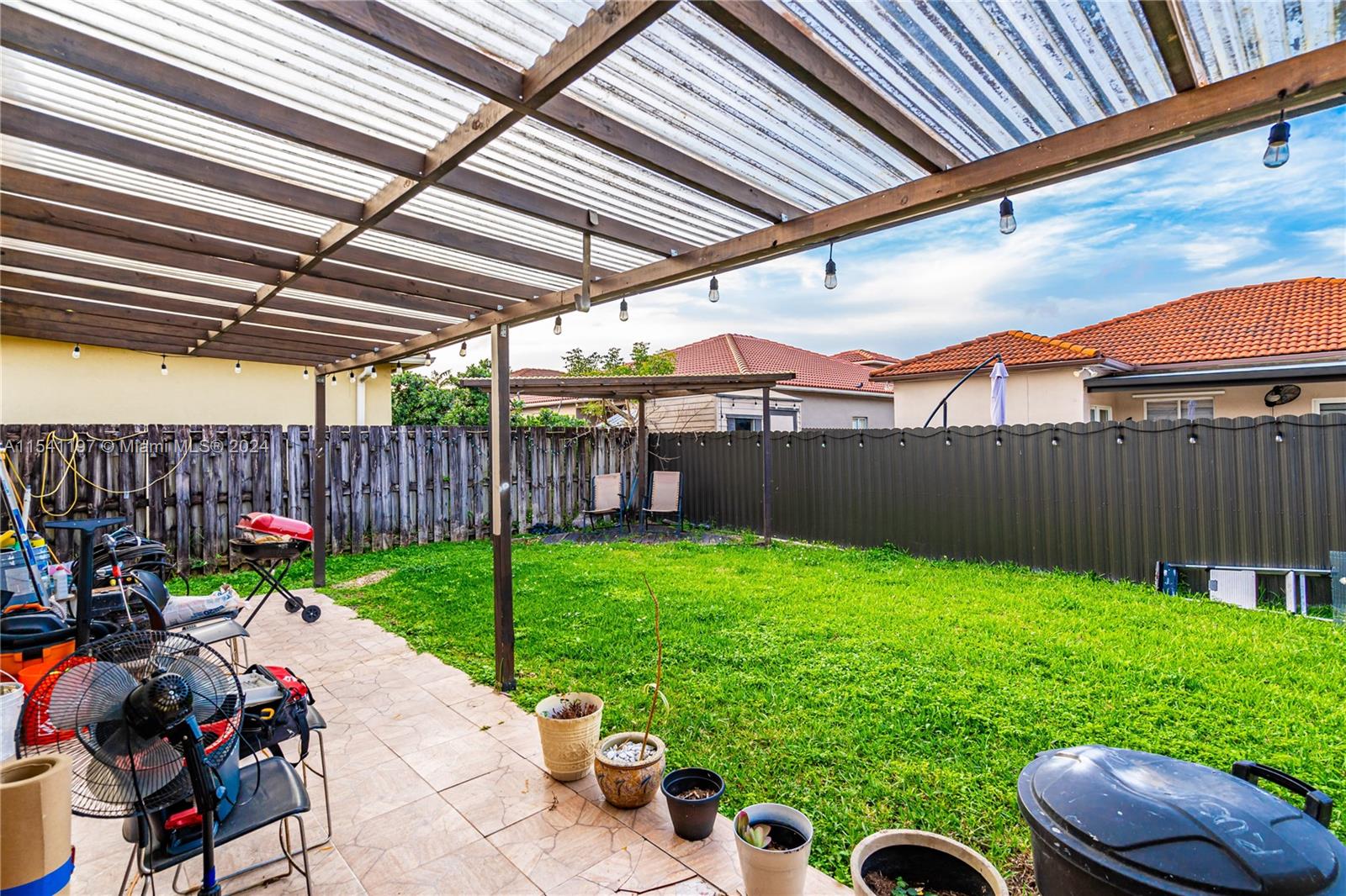 16243 SW 55th St, Miami, Florida 33185, 3 Bedrooms Bedrooms, 1 Room Rooms,2 BathroomsBathrooms,Residential,For Sale,16243 SW 55th St,A11541197