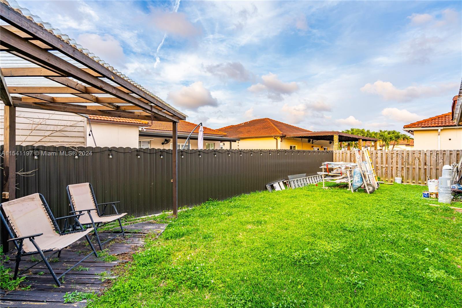 16243 SW 55th St, Miami, Florida 33185, 3 Bedrooms Bedrooms, 1 Room Rooms,2 BathroomsBathrooms,Residential,For Sale,16243 SW 55th St,A11541197