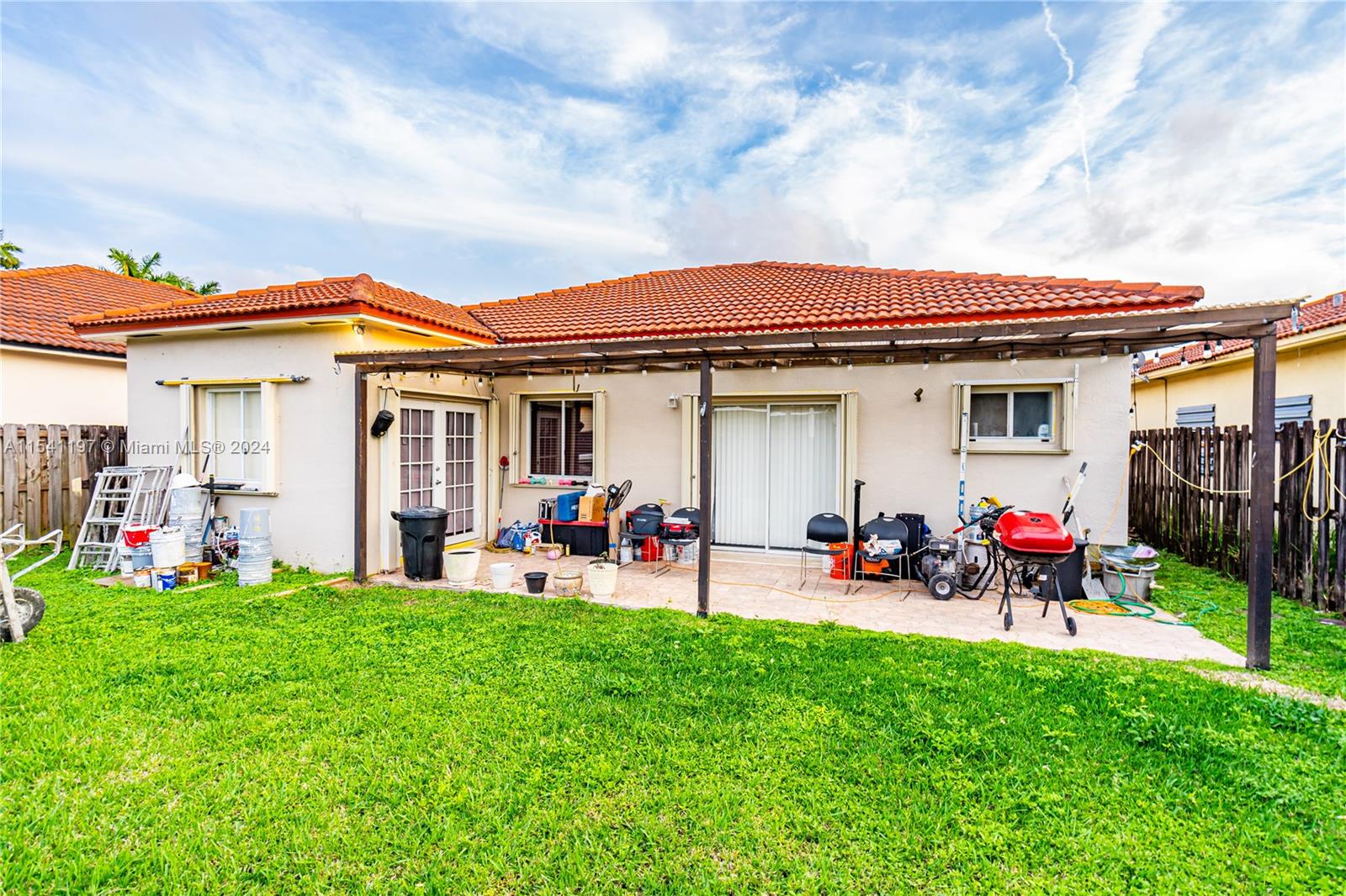 16243 SW 55th St, Miami, Florida 33185, 3 Bedrooms Bedrooms, 1 Room Rooms,2 BathroomsBathrooms,Residential,For Sale,16243 SW 55th St,A11541197