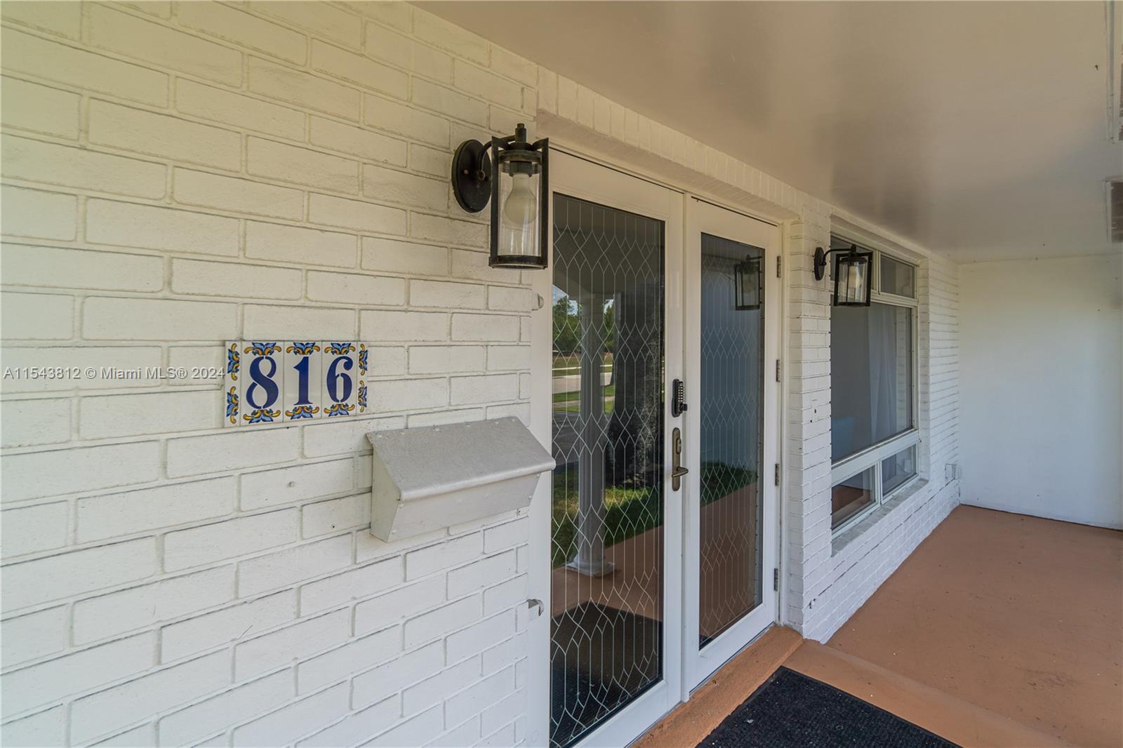 816 Polk St, Hollywood, Florida 33019, 4 Bedrooms Bedrooms, ,3 BathroomsBathrooms,Residential,For Sale,816 Polk St,A11543812