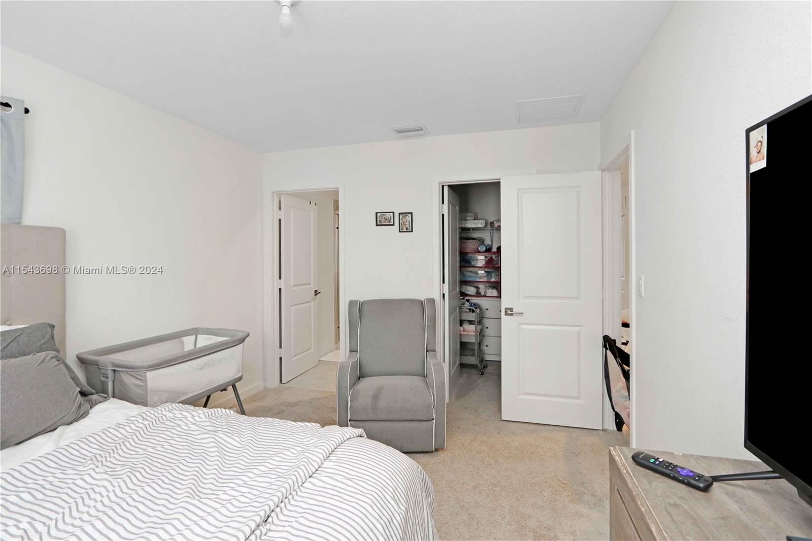 1036 SE 24th Ave #, Homestead, Florida 33035, 4 Bedrooms Bedrooms, ,3 BathroomsBathrooms,Residential,For Sale,1036 SE 24th Ave #,A11543698