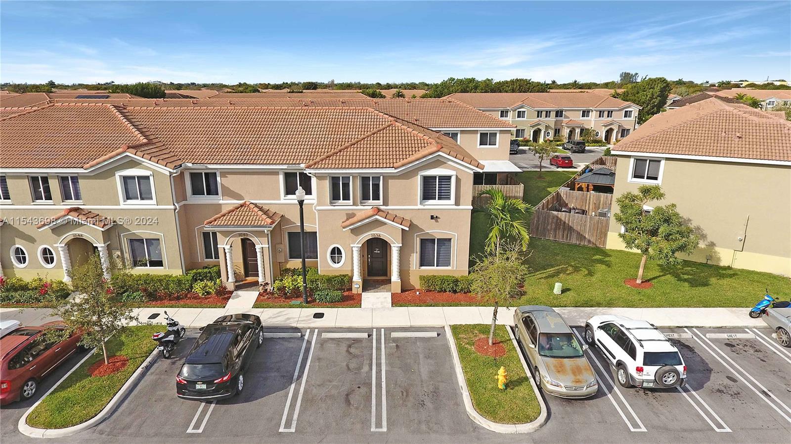 1036 SE 24th Ave #, Homestead, Florida 33035, 4 Bedrooms Bedrooms, ,3 BathroomsBathrooms,Residential,For Sale,1036 SE 24th Ave #,A11543698