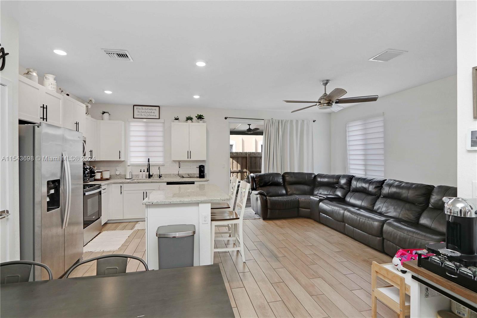 1036 SE 24th Ave #, Homestead, Florida 33035, 4 Bedrooms Bedrooms, ,3 BathroomsBathrooms,Residential,For Sale,1036 SE 24th Ave #,A11543698