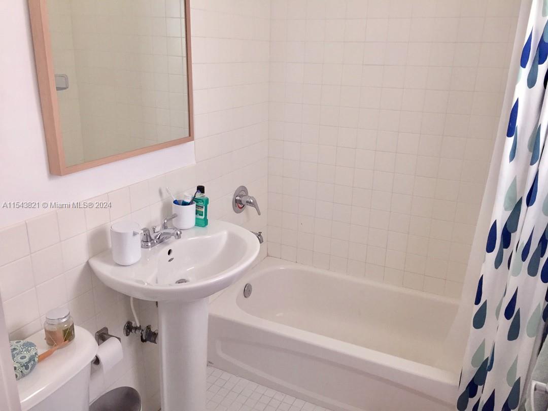 7432 NE 6TH COURT 7432, Miami, Florida 33138, 1 Bedroom Bedrooms, ,1 BathroomBathrooms,Residentiallease,For Rent,7432 NE 6TH COURT 7432,A11543821