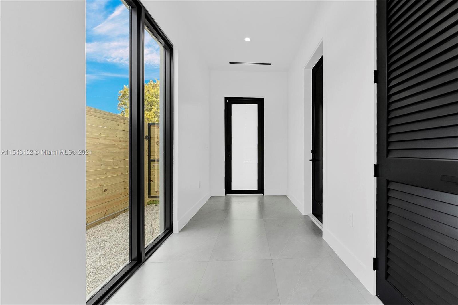 8860 NE 8th Ct, Unincorporated Dade County, Florida 33138, 3 Bedrooms Bedrooms, ,4 BathroomsBathrooms,Residential,For Sale,8860 NE 8th Ct,A11543402