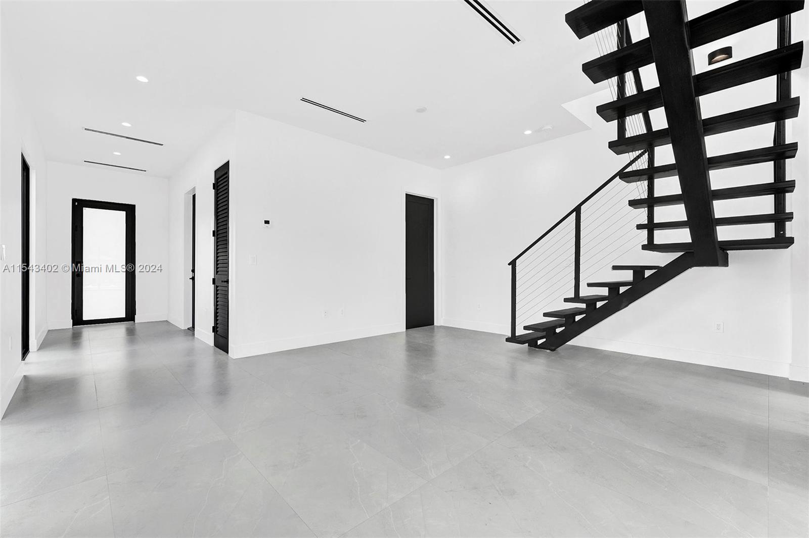 8860 NE 8th Ct, Unincorporated Dade County, Florida 33138, 3 Bedrooms Bedrooms, ,4 BathroomsBathrooms,Residential,For Sale,8860 NE 8th Ct,A11543402