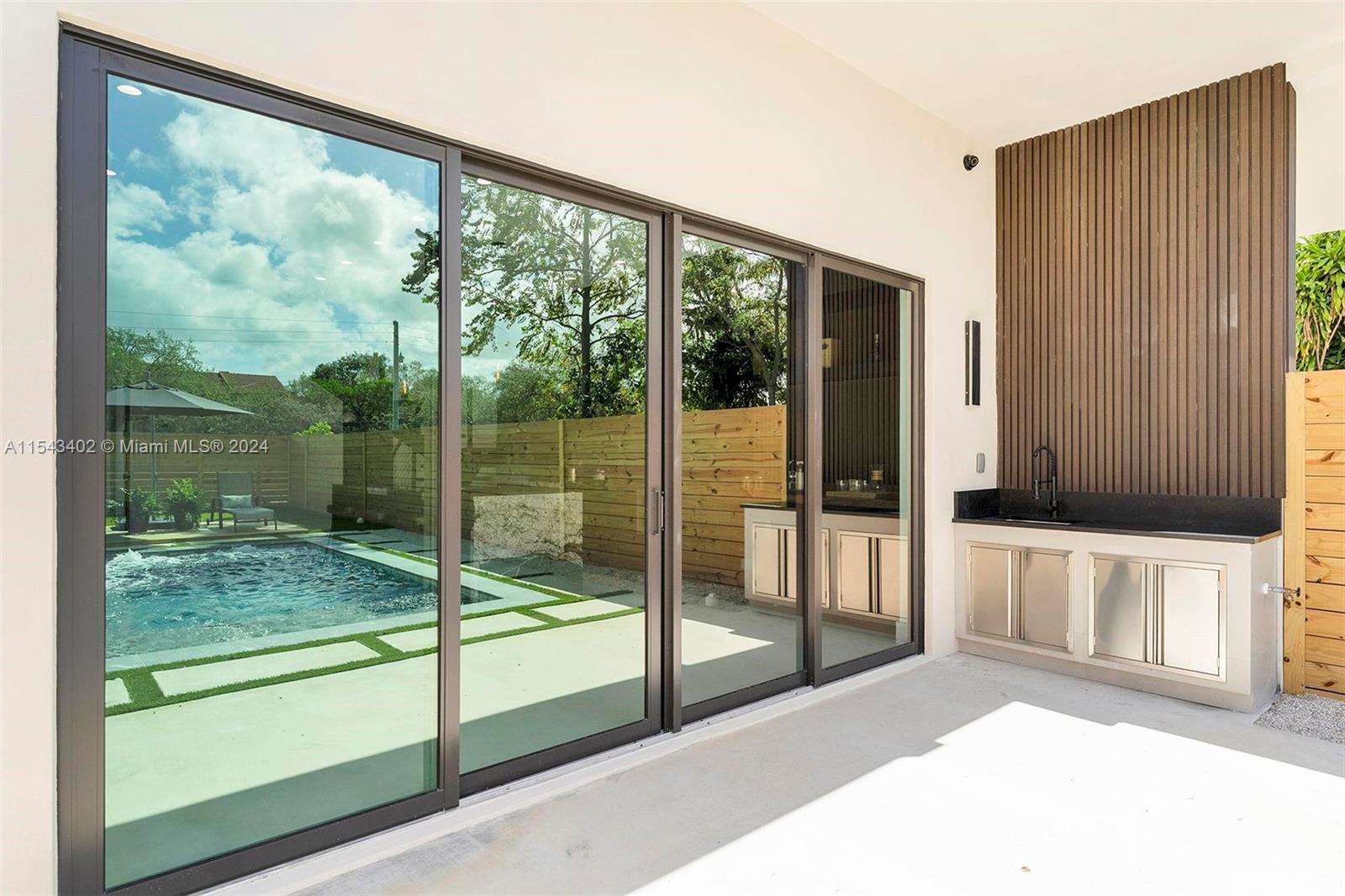 8860 NE 8th Ct, Unincorporated Dade County, Florida 33138, 3 Bedrooms Bedrooms, ,4 BathroomsBathrooms,Residential,For Sale,8860 NE 8th Ct,A11543402