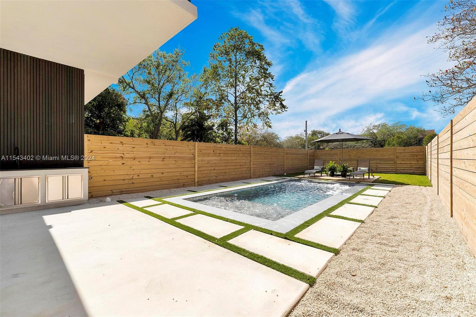 8860 NE 8th Ct, Unincorporated Dade County, Florida 33138, 3 Bedrooms Bedrooms, ,4 BathroomsBathrooms,Residential,For Sale,8860 NE 8th Ct,A11543402