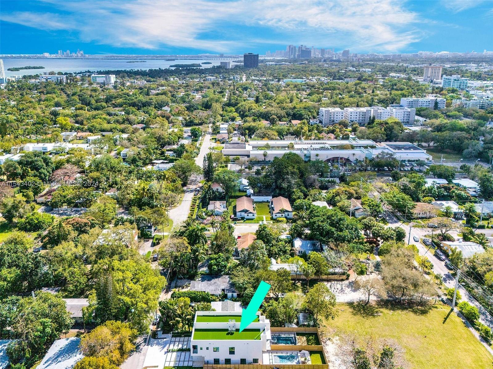 8860 NE 8th Ct, Unincorporated Dade County, Florida 33138, 3 Bedrooms Bedrooms, ,4 BathroomsBathrooms,Residential,For Sale,8860 NE 8th Ct,A11543402