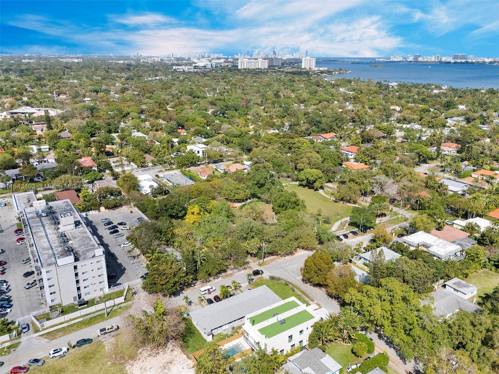 8860 NE 8th Ct, Unincorporated Dade County, Florida 33138, 3 Bedrooms Bedrooms, ,4 BathroomsBathrooms,Residential,For Sale,8860 NE 8th Ct,A11543402