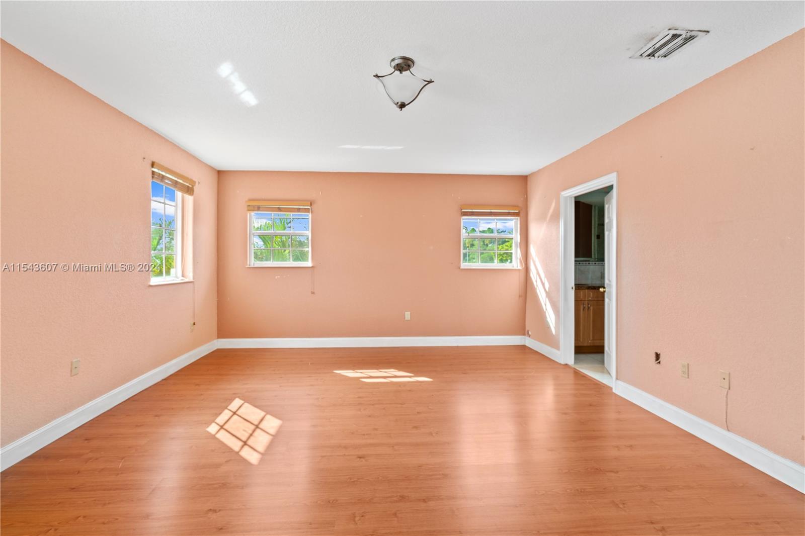 8921 SW 44th St, Miami, Florida 33165, 3 Bedrooms Bedrooms, ,3 BathroomsBathrooms,Residential,For Sale,8921 SW 44th St,A11543607