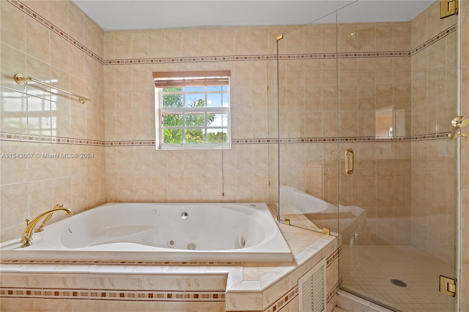 8921 SW 44th St, Miami, Florida 33165, 3 Bedrooms Bedrooms, ,3 BathroomsBathrooms,Residential,For Sale,8921 SW 44th St,A11543607