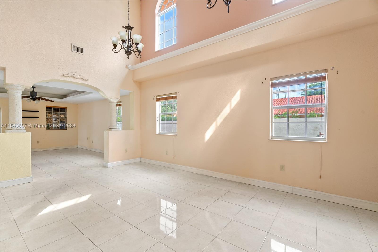 8921 SW 44th St, Miami, Florida 33165, 3 Bedrooms Bedrooms, ,3 BathroomsBathrooms,Residential,For Sale,8921 SW 44th St,A11543607