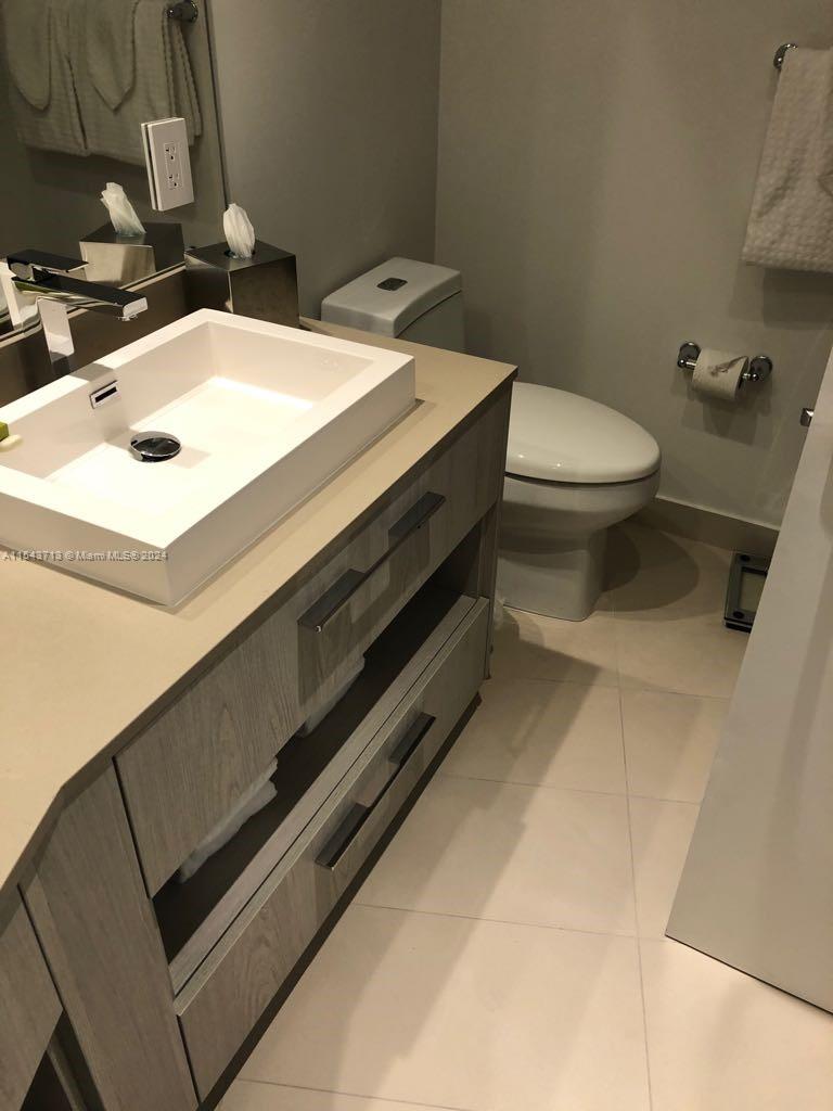 4111 S Ocean Dr 1002, Hollywood, Florida 33019, 2 Bedrooms Bedrooms, ,2 BathroomsBathrooms,Residential,For Sale,4111 S Ocean Dr 1002,A11543713