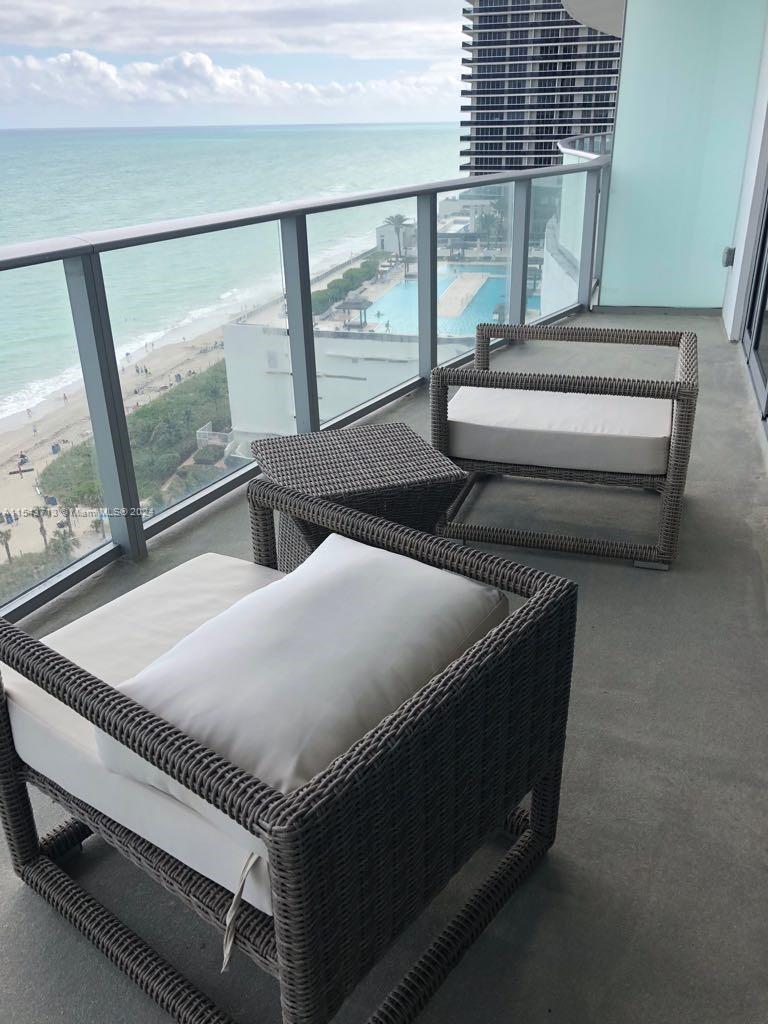 4111 S Ocean Dr 1002, Hollywood, Florida 33019, 2 Bedrooms Bedrooms, ,2 BathroomsBathrooms,Residential,For Sale,4111 S Ocean Dr 1002,A11543713