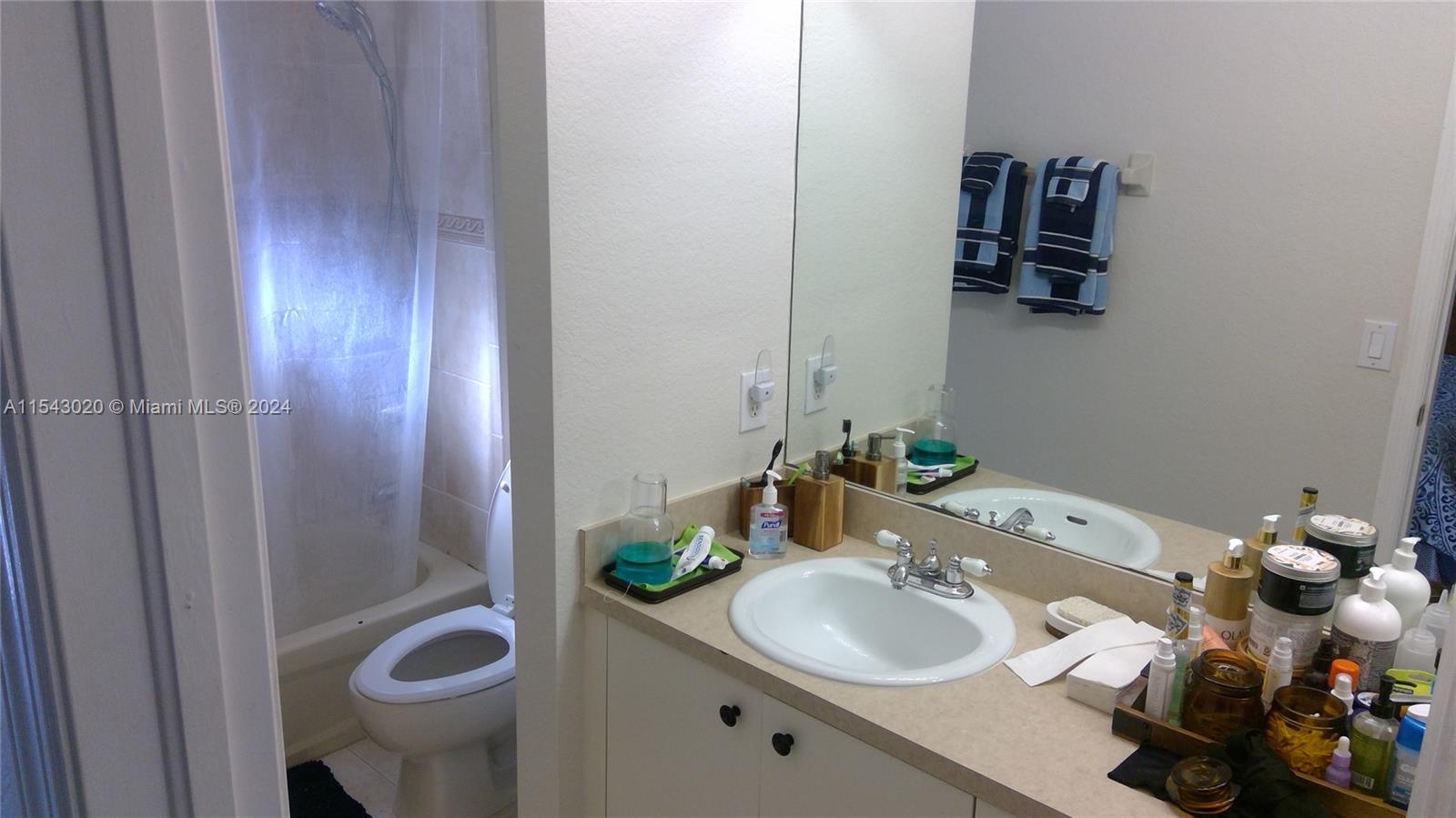 North Lauderdale, Florida 33068, 3 Bedrooms Bedrooms, ,2 BathroomsBathrooms,Residentiallease,For Rent,A11543020