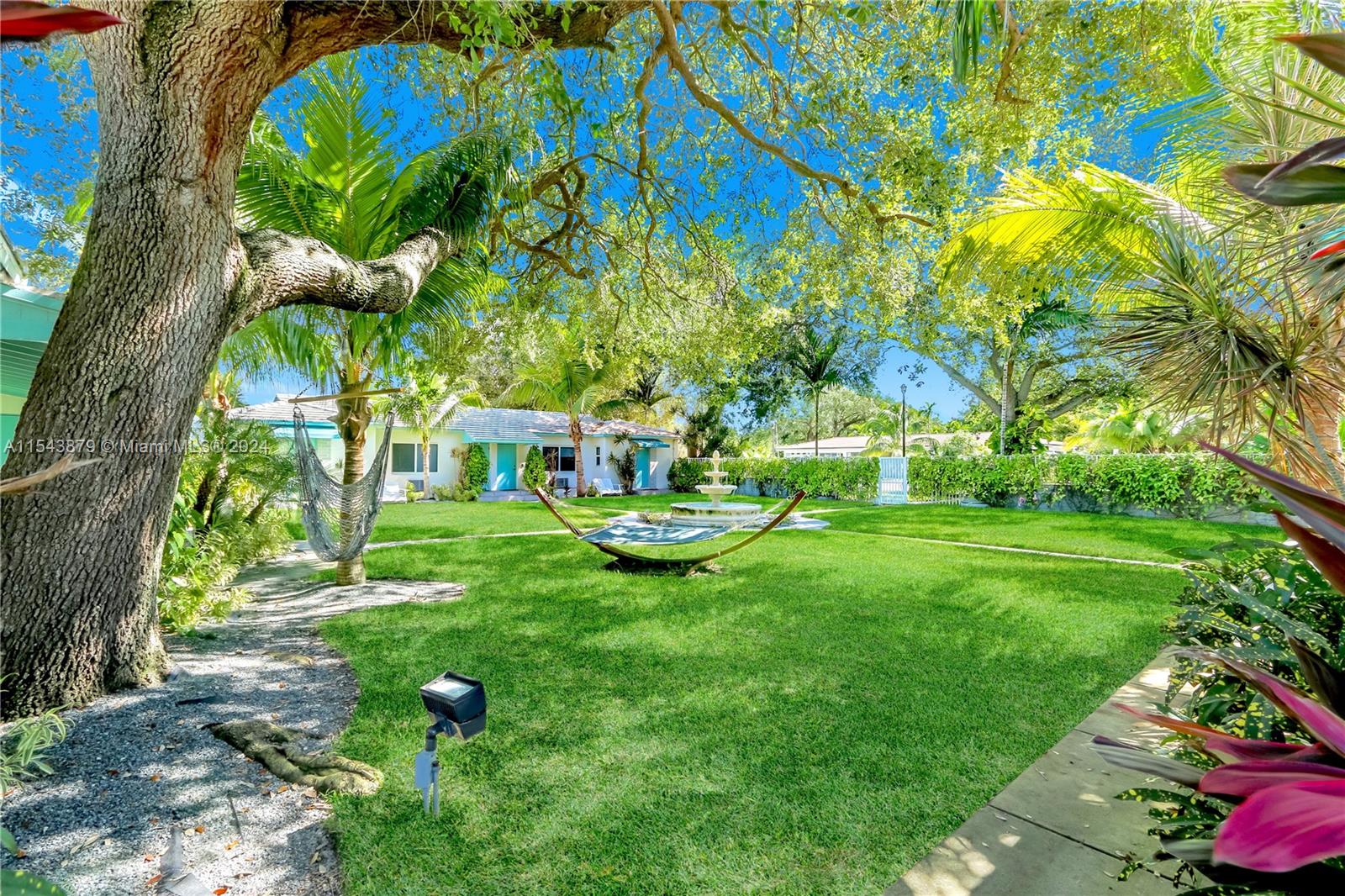 8826 NE 2ND AVENUE 8826, El Portal, Florida 33138, 1 Bedroom Bedrooms, ,1 BathroomBathrooms,Residentiallease,For Rent,8826 NE 2ND AVENUE 8826,A11543879