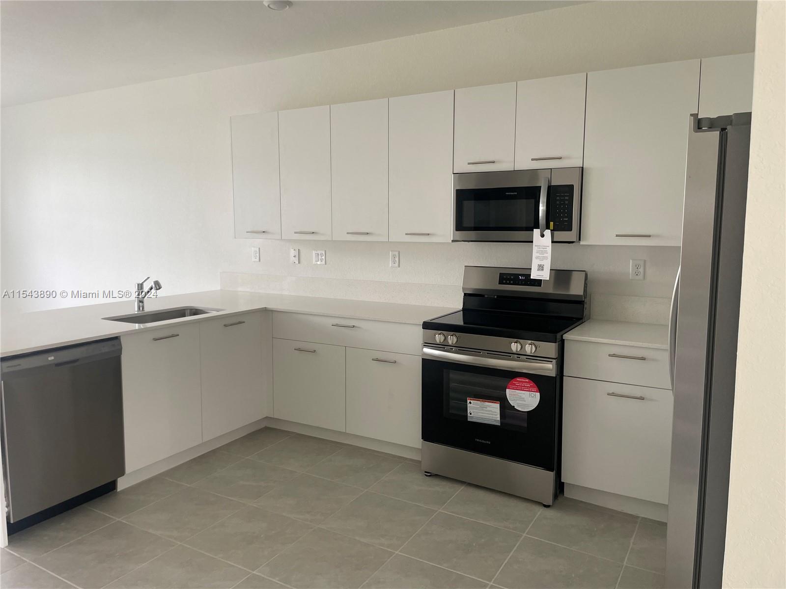 12612 NW 22nd Pl 12612, Miami, Florida 33167, 4 Bedrooms Bedrooms, ,2 BathroomsBathrooms,Residentiallease,For Rent,12612 NW 22nd Pl 12612,A11543890