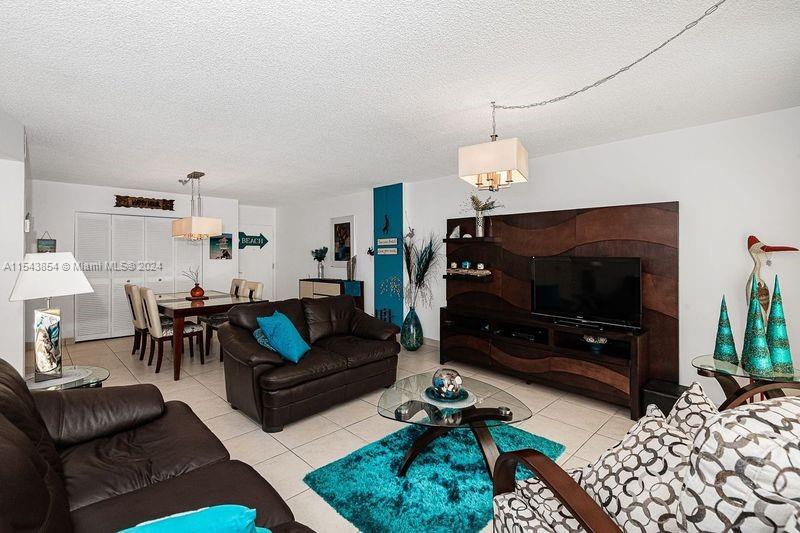 17800 Atlantic Blvd, Sunny Isles Beach, FL, 33160 United States, 1 Bedroom Bedrooms, ,1 BathroomBathrooms,Residential,For Sale,Atlantic Blvd,A11543854