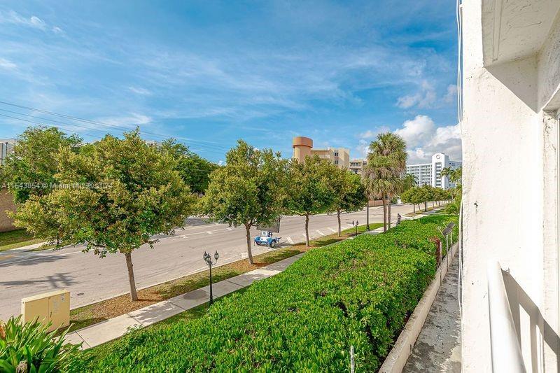 17800 Atlantic Blvd, Sunny Isles Beach, FL, 33160 United States, 1 Bedroom Bedrooms, ,1 BathroomBathrooms,Residential,For Sale,Atlantic Blvd,A11543854