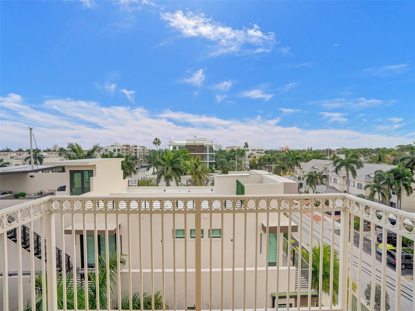 110 Hendricks Isle 12, Fort Lauderdale, Florida 33301, 3 Bedrooms Bedrooms, ,3 BathroomsBathrooms,Residential,For Sale,110 Hendricks Isle 12,A11541521