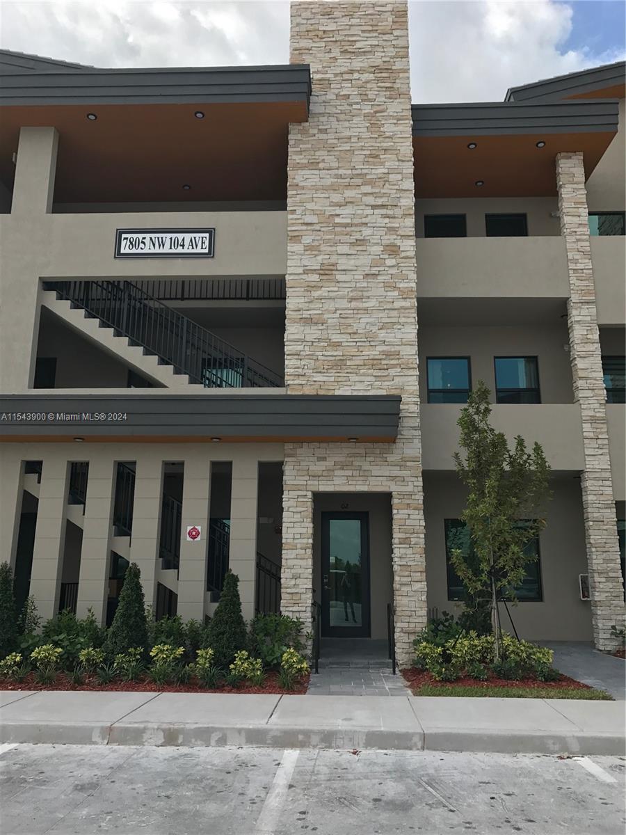 7805 NW 104 Ave #02 For Sale A11543900, FL