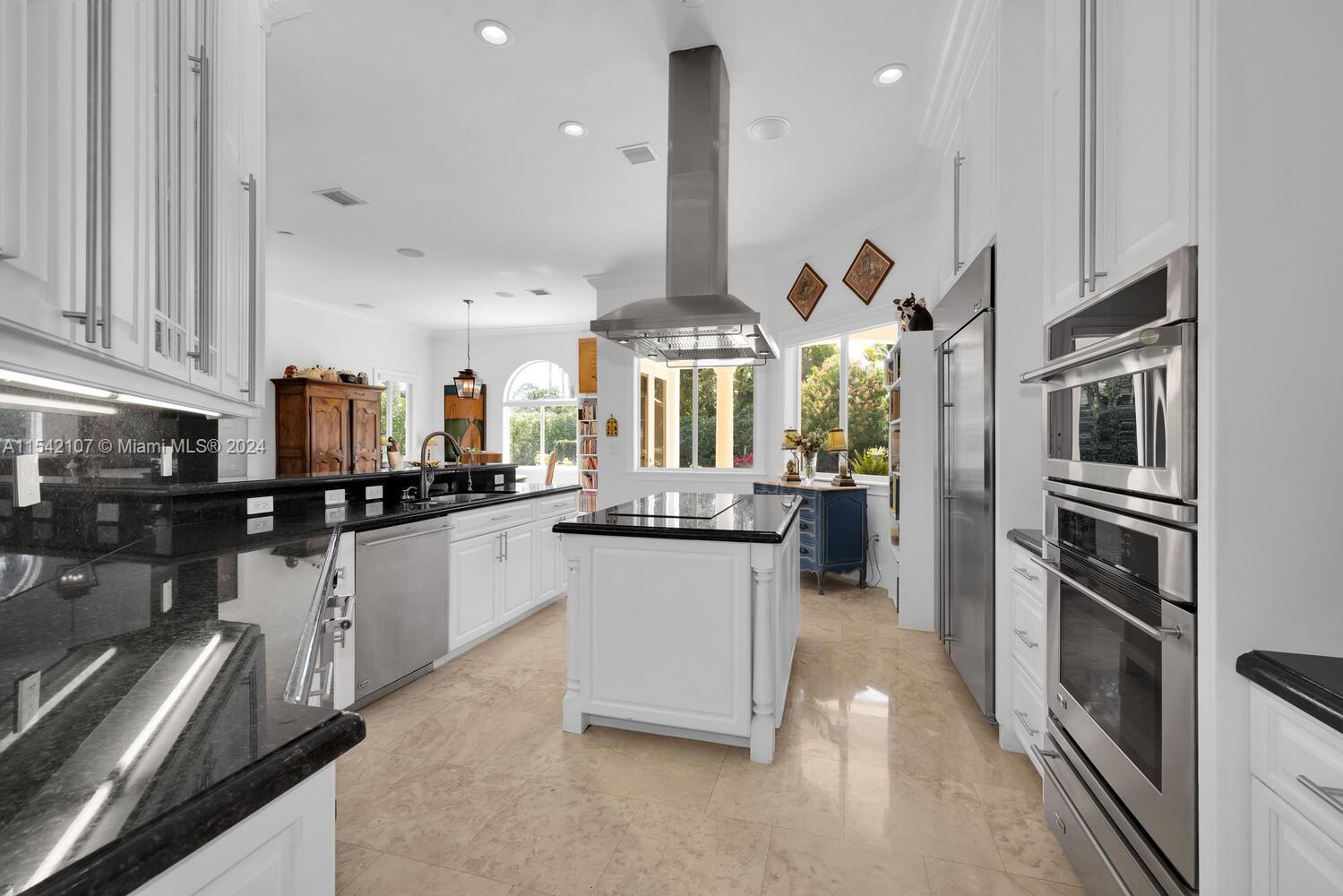 10204 SW 130th Ln, Miami, Florida 33176, 5 Bedrooms Bedrooms, ,4 BathroomsBathrooms,Residential,For Sale,10204 SW 130th Ln,A11542107