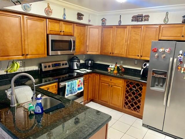 8440 SW 154th Cir Ct 306, Miami, Florida 33193, 3 Bedrooms Bedrooms, ,2 BathroomsBathrooms,Residential,For Sale,8440 SW 154th Cir Ct 306,A11543916