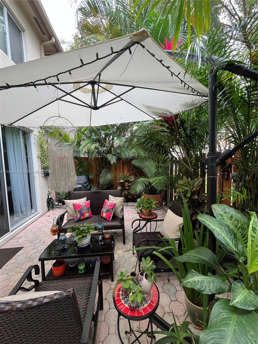 11182 NW 73rd Ter ., Doral, Florida 33178, 3 Bedrooms Bedrooms, ,3 BathroomsBathrooms,Residentiallease,For Rent,11182 NW 73rd Ter .,A11543917