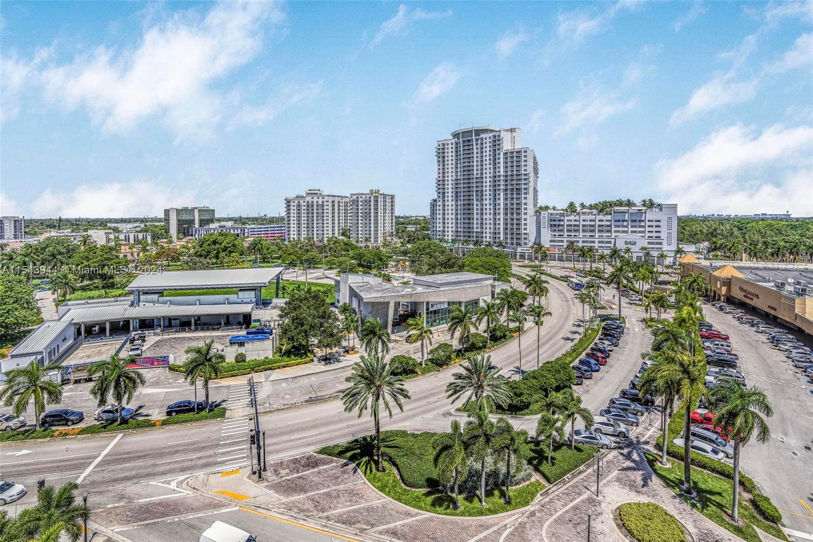 1720 Harrison St 9G, Hollywood, Florida 33020, ,1 BathroomBathrooms,Residential,For Sale,1720 Harrison St 9G,A11543944