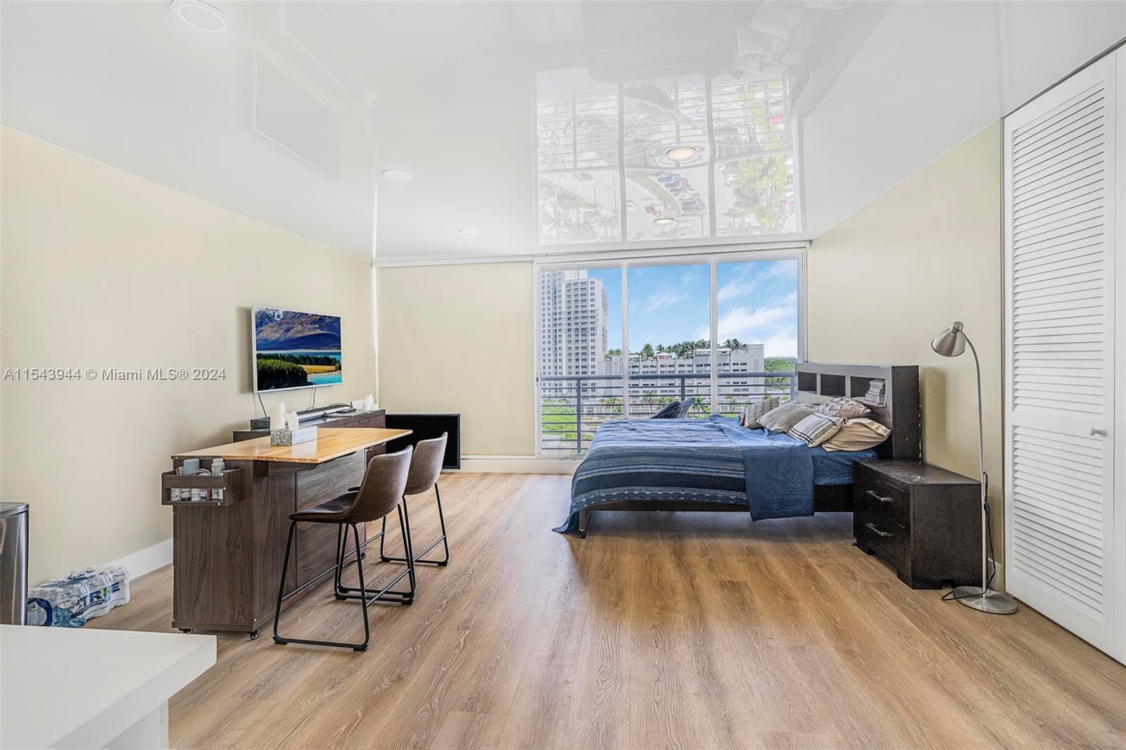 1720 Harrison St 9G, Hollywood, Florida 33020, ,1 BathroomBathrooms,Residential,For Sale,1720 Harrison St 9G,A11543944