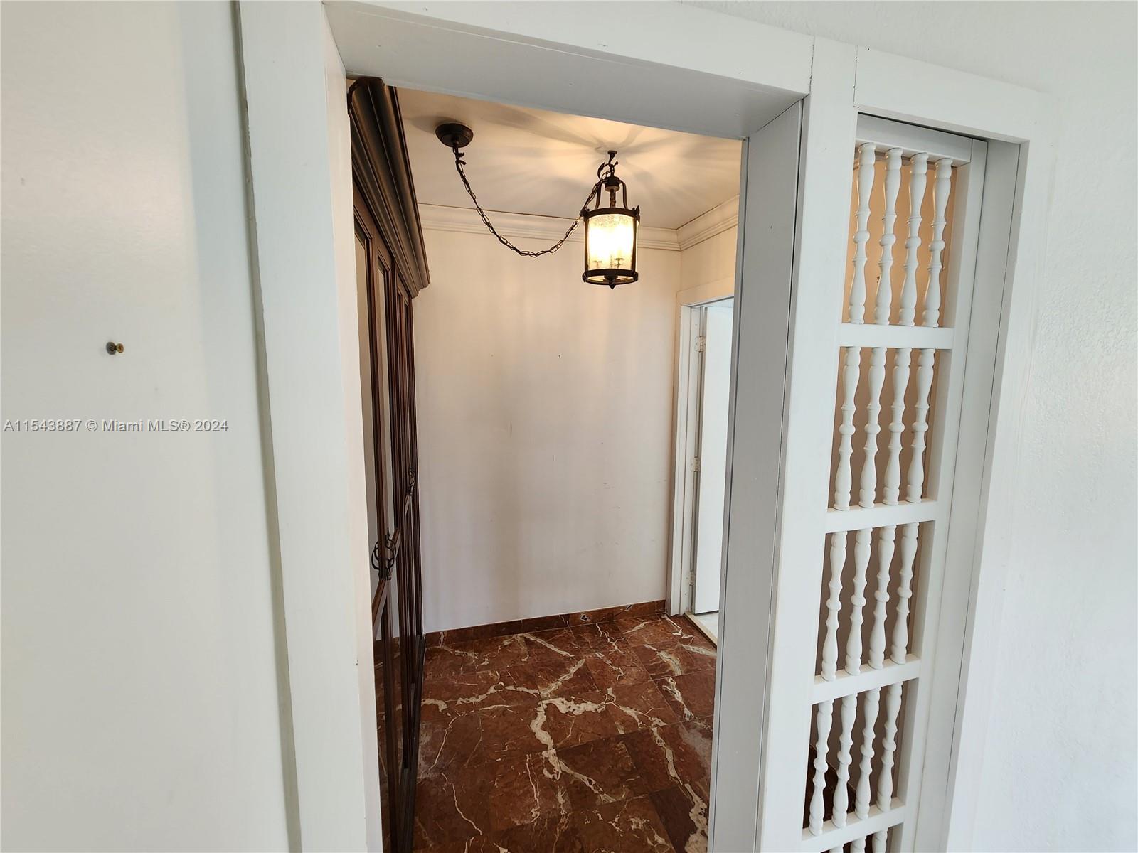 4233 Jackson St, Hollywood, Florida 33021, 3 Bedrooms Bedrooms, ,2 BathroomsBathrooms,Residentiallease,For Rent,4233 Jackson St,A11543887