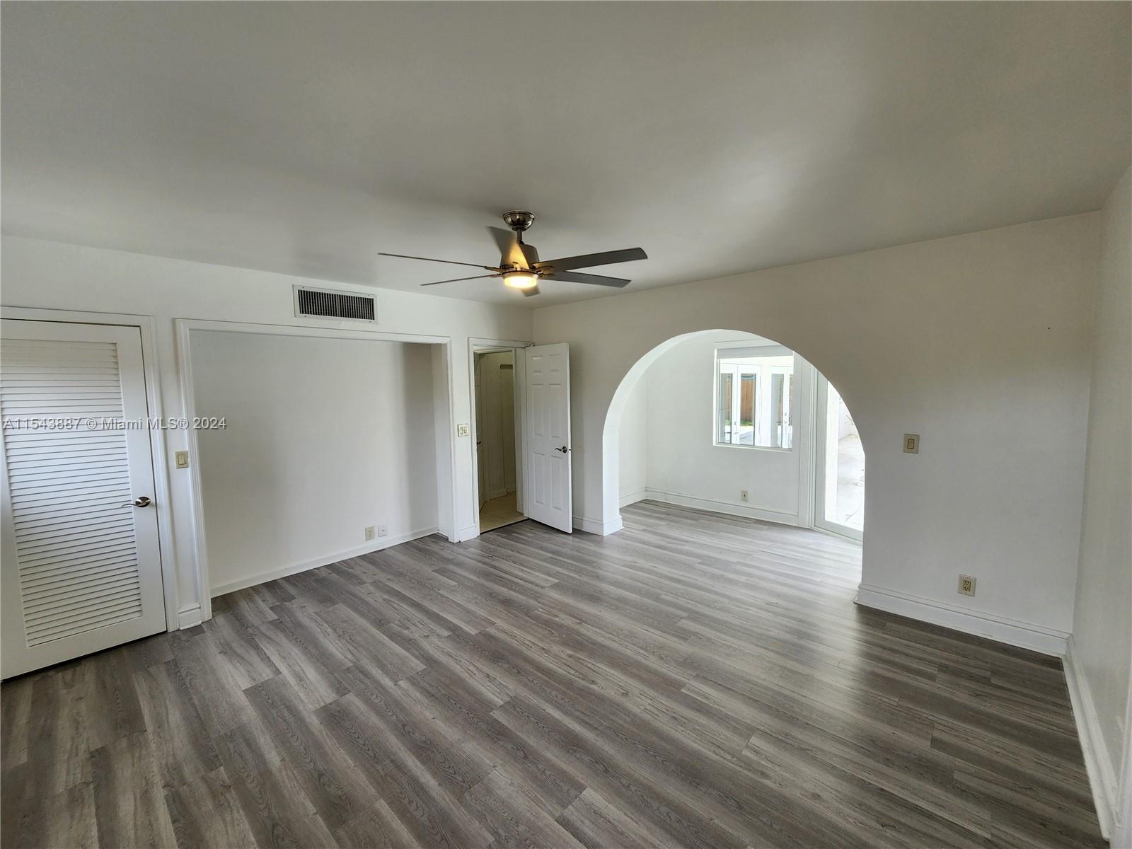 4233 Jackson St, Hollywood, Florida 33021, 3 Bedrooms Bedrooms, ,2 BathroomsBathrooms,Residentiallease,For Rent,4233 Jackson St,A11543887